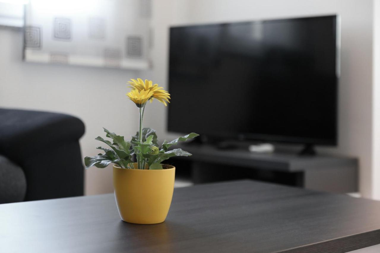 Apartment Dora Preko Exteriör bild